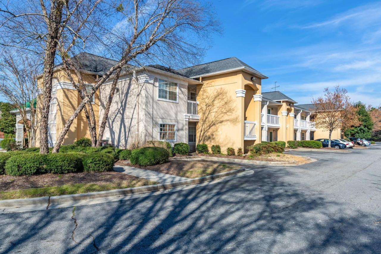 Hometowne Studios By Red Roof Atlanta Ne - Peachtree Corners Norcross Zewnętrze zdjęcie